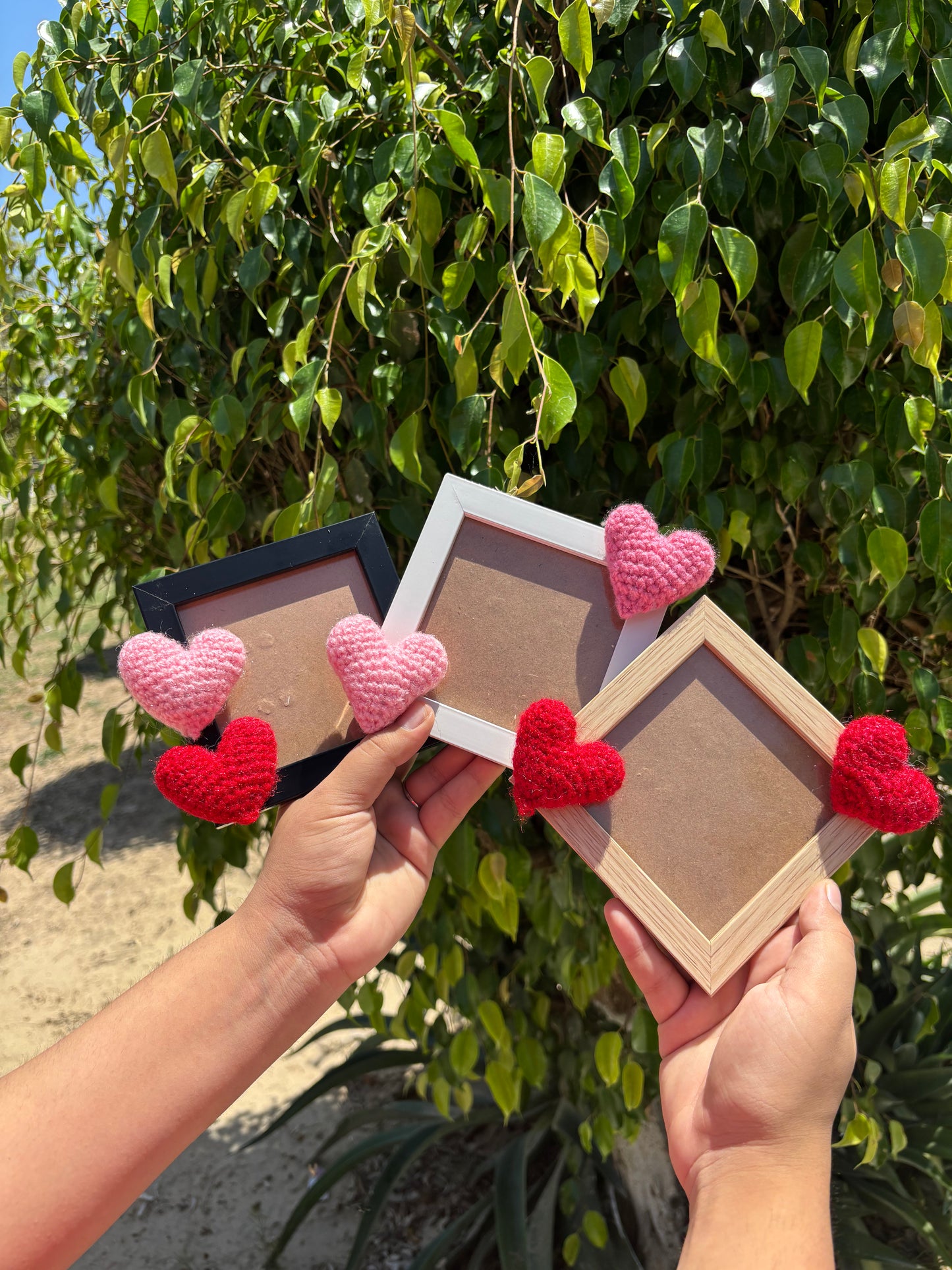 Crochet Photo Frame (5 × 5)